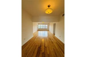 1905 Calais Dr 5, Miami Beach