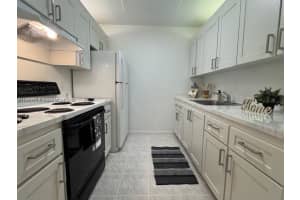 13450 Sw 3rd St 209d, Pembroke Pines