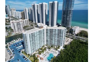 100 Bayview Dr 526, Sunny Isles Beach