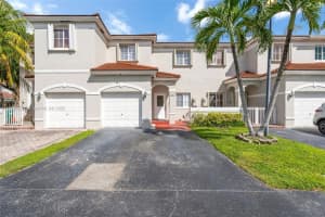 12661 Sw 143rd Ln 12661, Miami