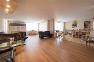 3131 Ne 188th St 2-808, Aventura