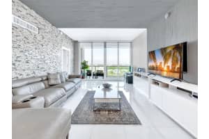 100 Bayview Dr Ph01, Sunny Isles Beach