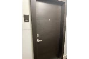 2851 Ne 183rd St 509e, Aventura