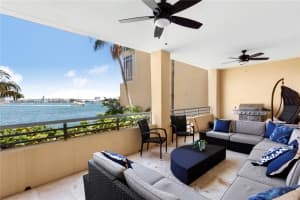 848 Brickell Key Dr 201, Miami