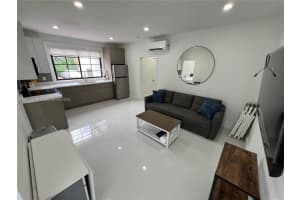 733 Michigan Ave 9, Miami Beach 733 Michigan Ave 9, Miami Beach