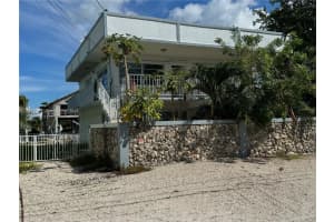 174 Corrine Pl 174, Key Largo