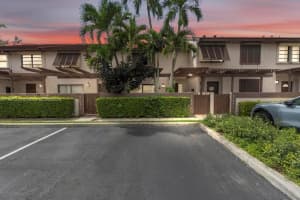 9059 Sw 133rd Ct D, Miami