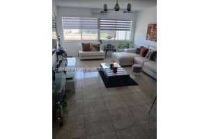 329 Se 3rd St 304s, Hallandale Beach