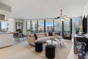 1000 Brickell Plz 3401, Miami