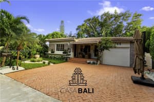744 Ne 88th St, Miami