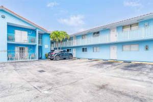 5736 W 26th Ave 5736, Hialeah 5736 W 26th Ave 5736, Hialeah