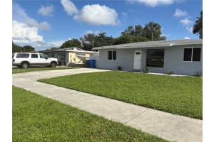 3500 Sw 36 St, West Park