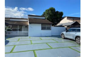 11522 Sw 4th St B, Sweetwater