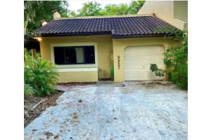 9957 Costa Del Sol Blvd I-108b, Doral