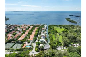 2120 S Bayshore Dr, Miami