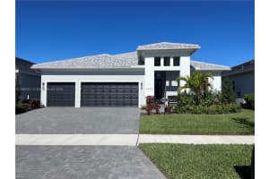 4960 Surfside Circle, Bradenton