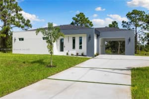 1221 Ederle St E, Lehigh Acres