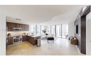 68 Se 6 St 1111, Miami 68 Se 6 St 1111, Miami