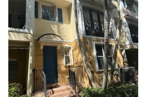 3152 N Greenleaf Cir, Boynton Beach