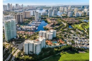 20000 E Country Club Dr Ph01, Aventura
