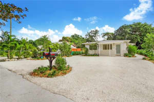 7315 Sw 63rd Ct 7315, South Miami 7315 Sw 63rd Ct 7315, South Miami
