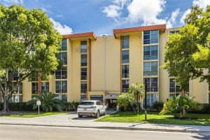 210 172nd St 432, Sunny Isles Beach