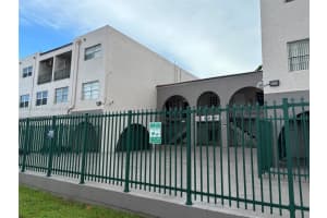 1350 W 53rd St 24, Hialeah 1350 W 53rd St 24, Hialeah