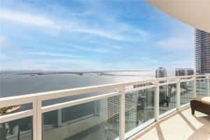 950 Brickell Bay Dr 5011, Miami