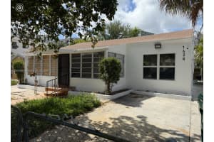 1628 Nw 15th St, Miami