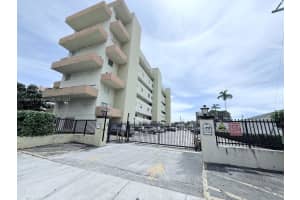 300 Nw 42nd Ave 109, Miami