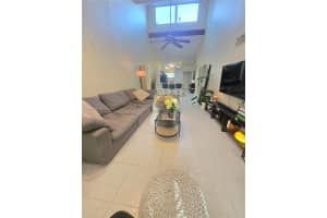 1757 Nw 74th Ave 15, Plantation