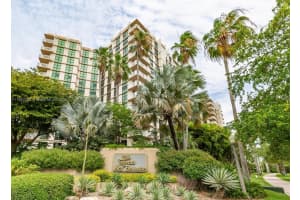 1121 Crandon Blvd F1004, Key Biscayne