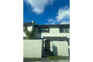 8000 Sw 152nd Ave 115, Miami