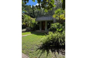 9854 Sw 138th St, Miami