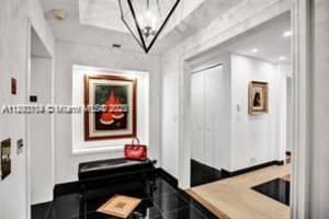 20165 Ne 39th Pl 303 & 204, Aventura
