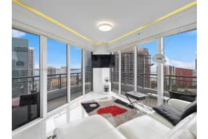 60 Sw 13th St 2500, Miami