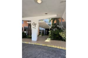 2025 Ne 164th St 206, North Miami Beach