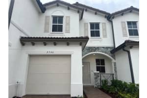 2546 Se 27th Dr 2546, Homestead 2546 Se 27th Dr 2546, Homestead