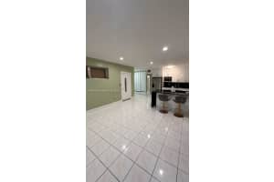 110 Nw 198th St, Miami Gardens