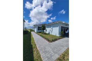 1689 Whistlegrass Ln 1689, Loxahatchee