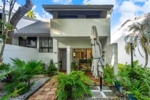 19440 Ne 26th Ave 54b, Miami