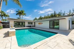 2020 Ne 121st Rd 2020, North Miami 2020 Ne 121st Rd 2020, North Miami