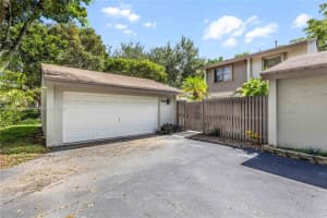 10500 Sw 112th Ave, Miami