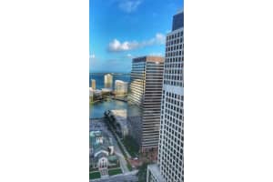 55 Se 6th St 4004, Miami