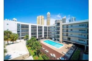 201 178th Dr 332, Sunny Isles Beach