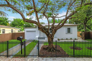 1535 Nw 124th St, North Miami