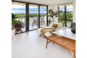 1121 Crandon Blvd D402, Key Biscayne