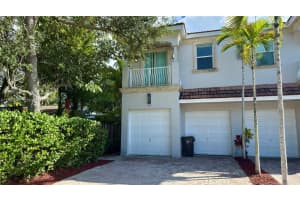 210 Sw 9th St 210, Fort Lauderdale