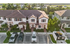 11091 W 32nd Ln, Hialeah