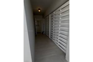 18908 Bobolink Dr, Hialeah